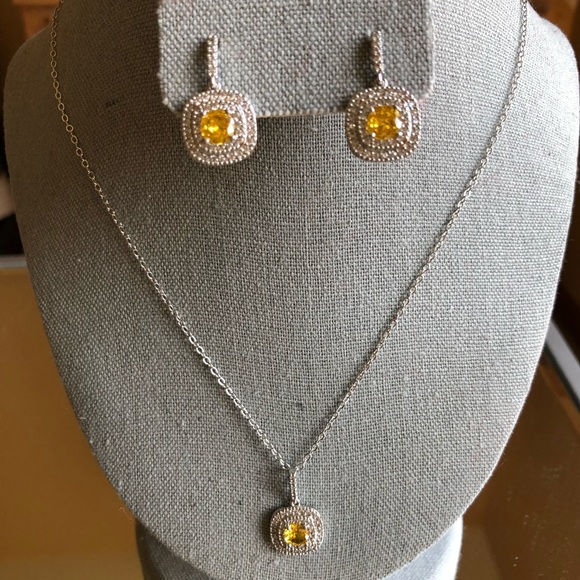 Classic Silver and Yellow Square Shape Zirconia Crystal Earrings Necklace Set - Picture 1 of 6